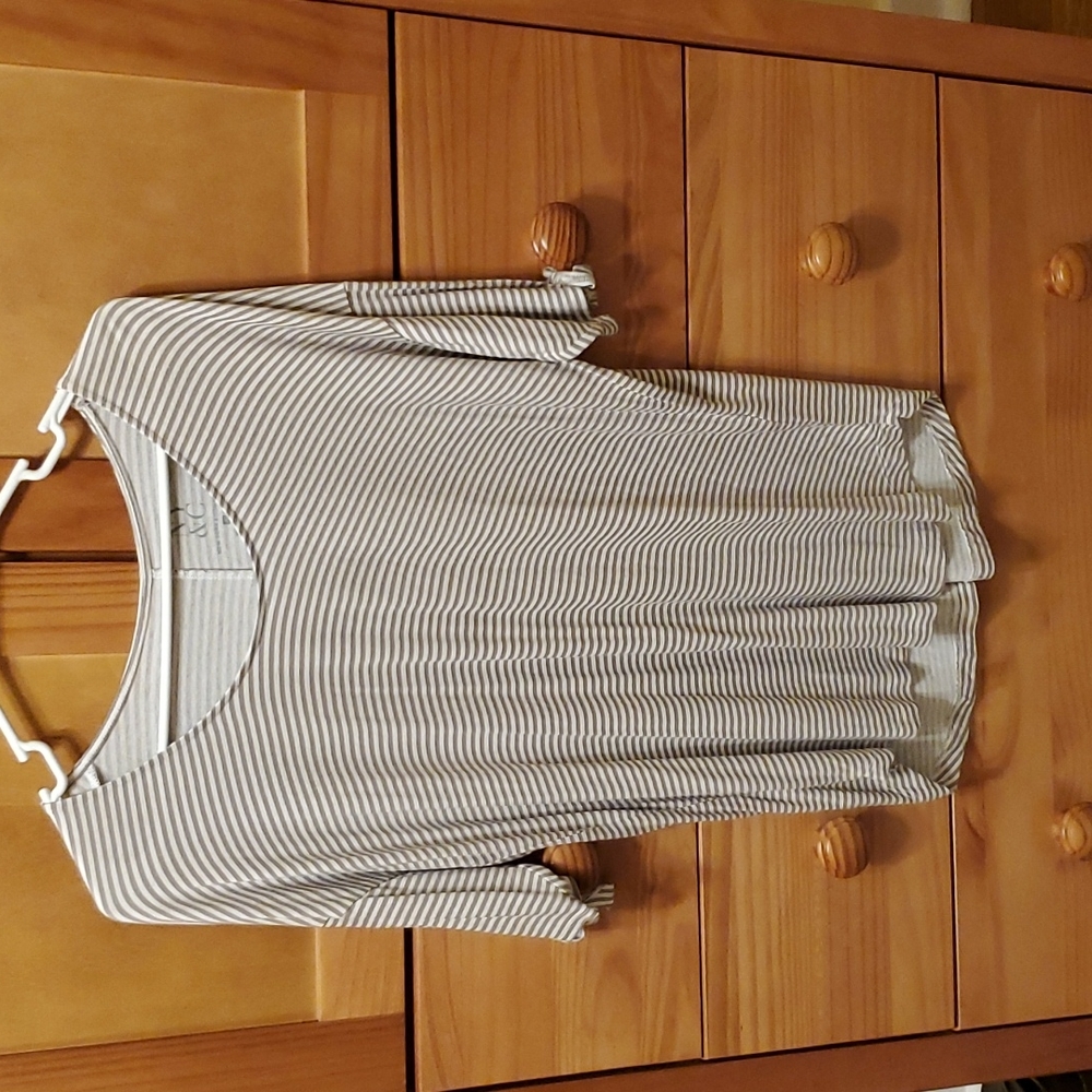 Tan and white striped top